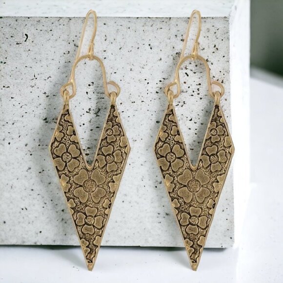 Modern Gold Flower Earrings - Picture 1 of 4